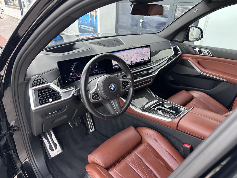 BMW X5 xDrive 30d M-Sport - fotka 11 z 31