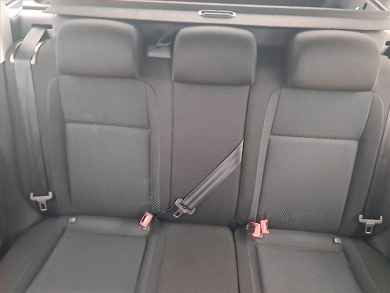 Škoda Fabia (2012) Elegance 1.2 TSI, Serv.kniha - fotka 10 z 17