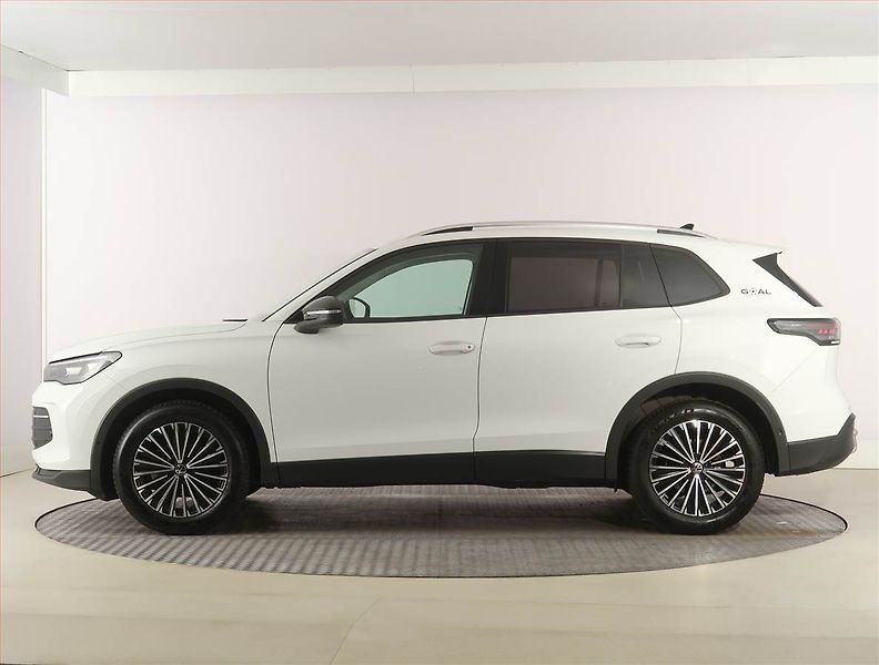 Volkswagen Tiguan (2025) Life 1.5 eTSI, digi klima - fotka 3 z 31