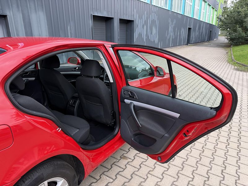 Škoda Octavia 1,2 TSI  77kW - fotka 15 z 29