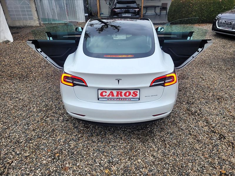 Tesla Model 3 AWD,LR,366kw,DUAL,SOH 89% - fotka 42 z 50