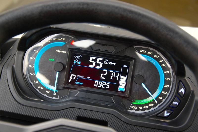 Polaris Ranger EV (2026) Ranger XP Kinetic Premium - fotka 19 z 25