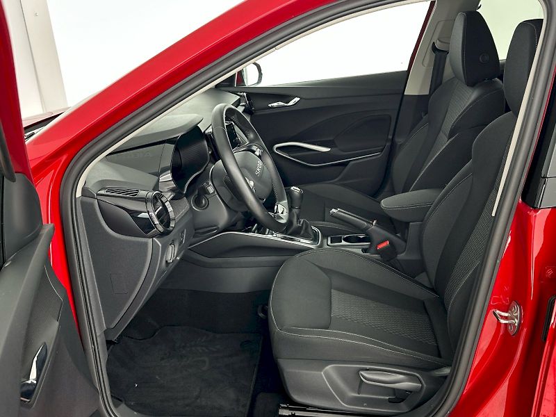 Škoda Fabia (2025) 1.0TSI 70kW Top Selection - fotka 8 z 32