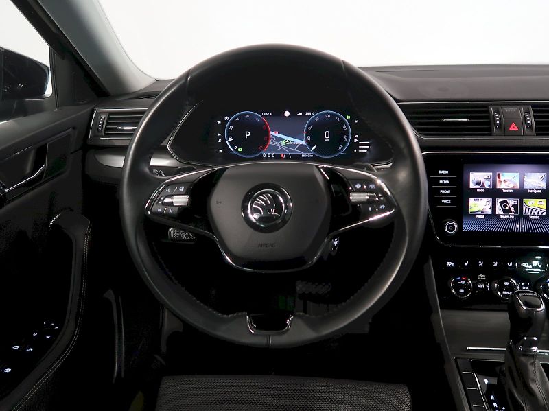 Škoda Superb (2023) STYLE 2.0TDI 110KW DSG - fotka 18 z 43