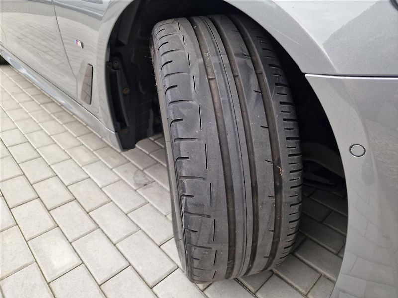BMW Řada 5 520d Xdrive M-Sport ČR,1.Maj. - fotka 45 z 50
