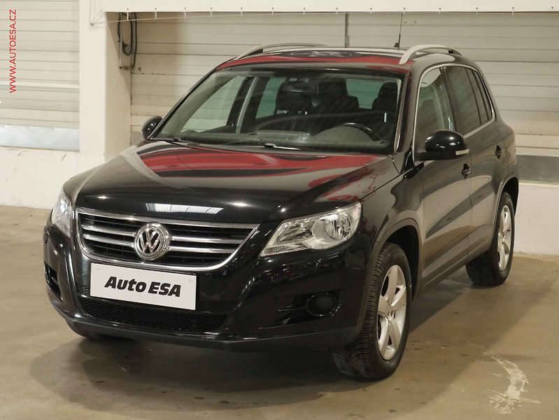Volkswagen Tiguan (2010) 2.0 TDi 4x4, Sport&Style, TZ - fotka 3 z 18