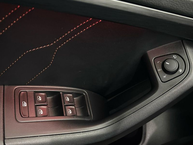 Cupra Ateca DSG - fotka 21 z 28