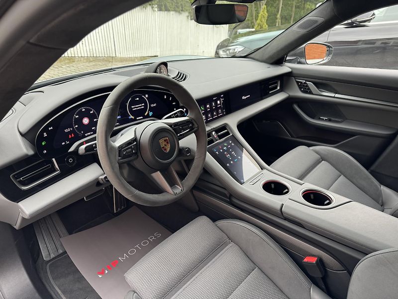Porsche Taycan TURBO S-CARBON-MASÁŽE-BURMESTE - fotka 10 z 38