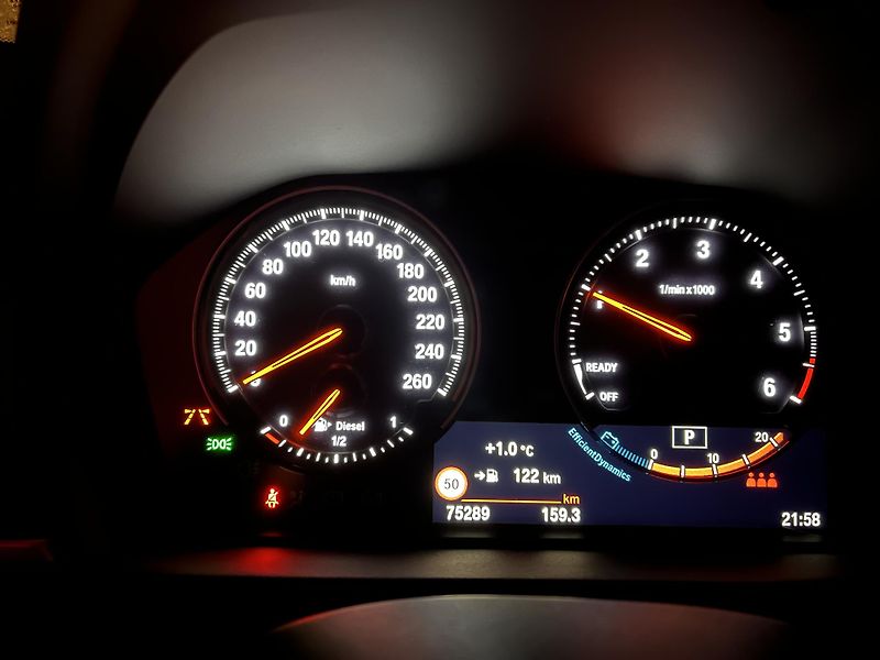 BMW X2 (2021) 2,0xD M-packet 140Kw,TZ,head-u - fotka 26 z 43