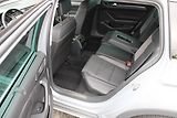 Volkswagen Passat (2022) 2.0 TDI DSG 147kW WEBASTO - náhled 21