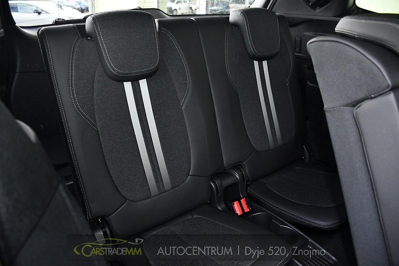 BMW Řada 2 216d GT TAŽNÉ ČR 7MÍST 1M - fotka 21 z 54
