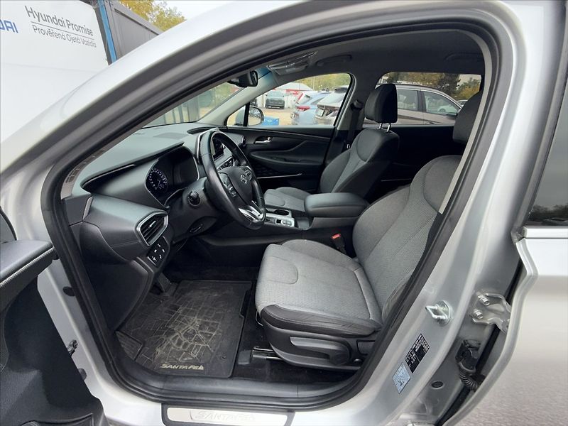 Hyundai Santa Fe 2,2 CRDI 147kW DCT 4x4 Smart - fotka 7 z 26
