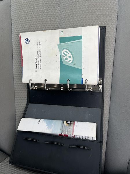 Volkswagen Passat (2008) 1,9 TDi 77 Kw TAŽNÉ - fotka 17 z 17