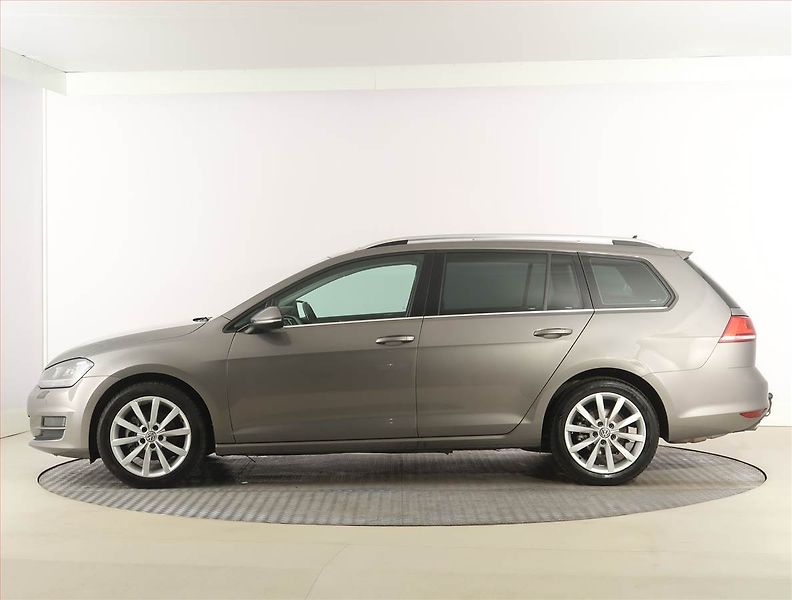 Volkswagen Golf (2016) Highline 2.0 TDI, Automat - fotka 3 z 23