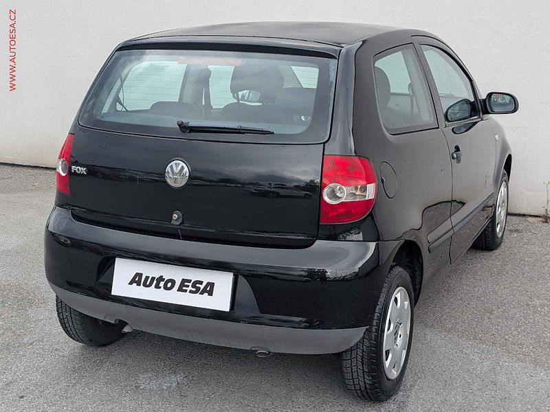 Volkswagen Fox (2006) 1.2i, 2.maj - fotka 4 z 12