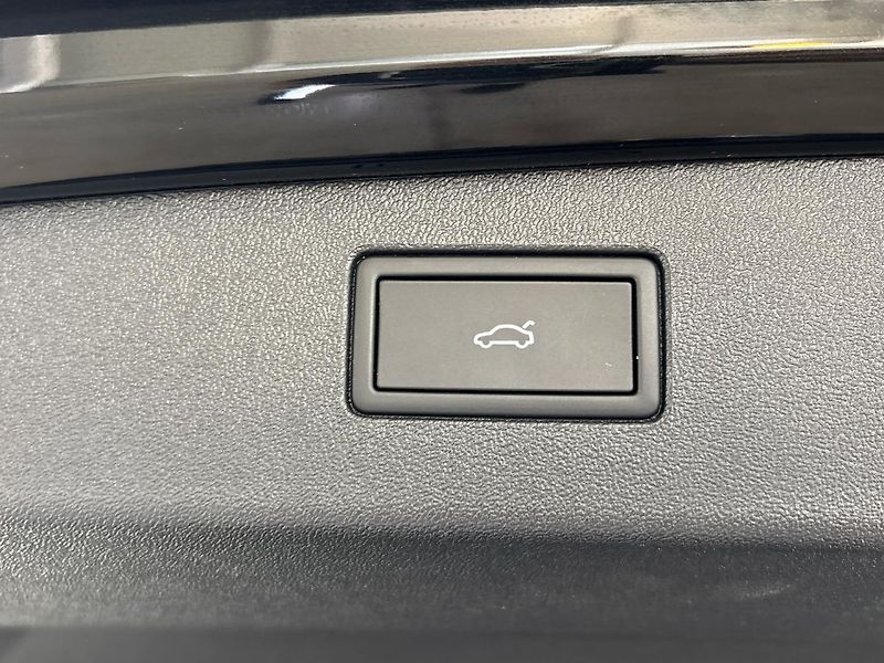 Volkswagen Tiguan Life - fotka 29 z 30