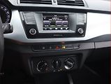 Škoda Fabia (2016) 1.2 TSI, Serv.kniha, Tempomat - náhled 12