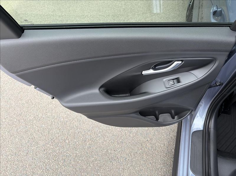 Hyundai i30 1,6 T-GDI DCT  WG FL N Line - fotka 10 z 20