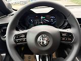 Alfa Romeo Junior (2026) Elettrice Veloce Perfo BEV 280 - náhled 14