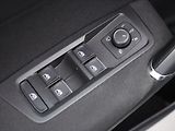 Volkswagen Touran 2,0 TDI 110kW Highline DSG DPH - náhled 15