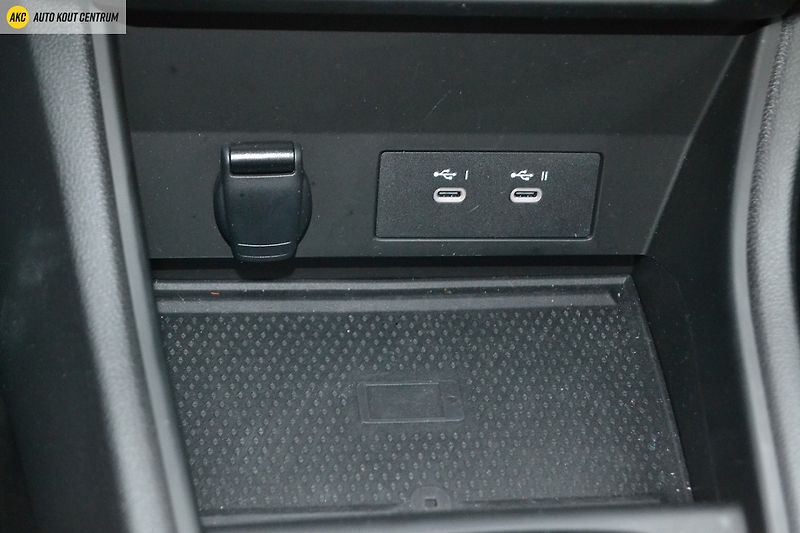 Renault Symbioz Esprit Alpine MILD HYBRID 140 - fotka 29 z 63