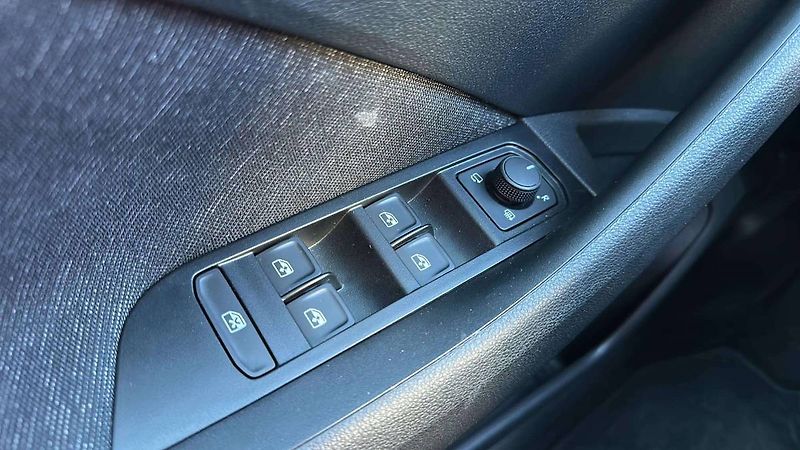 Škoda Kamiq Top Selection 1,0TSI 85kW DSG/ - fotka 19 z 27