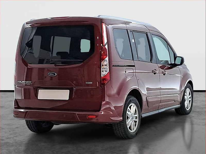 Ford Tourneo Connect (2019) Titanium 1.5 TDCi, 5Míst, ČR - fotka 5 z 20