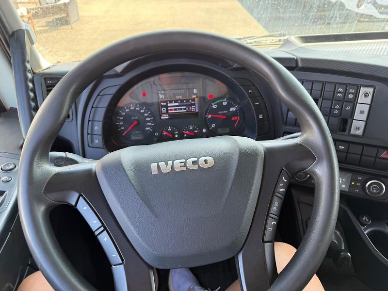 Iveco X-WAY AT340X48 8x4 3S MEILLER - fotka 16 z 22