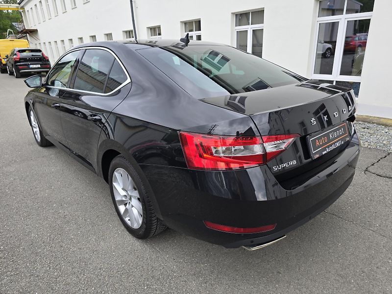 Škoda Superb 2,0TSI 200kW 4x4 DSG WEBASTO - fotka 5 z 41