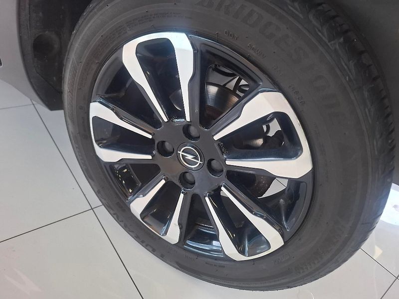 Opel Crossland 1.2T 81KW 2021 - fotka 5 z 11