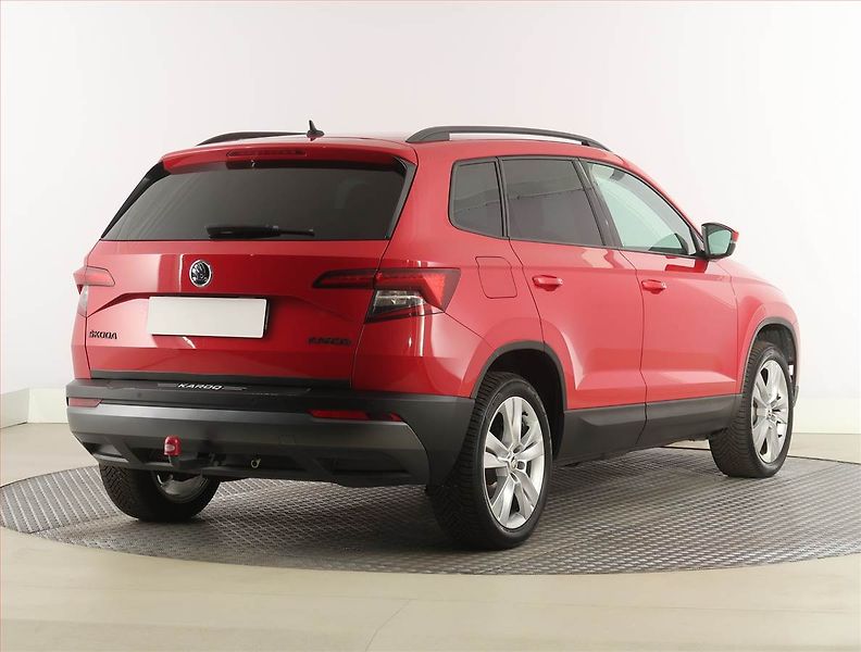 Škoda Karoq (2018) Ambition Plus 1.0 TSI - fotka 5 z 23