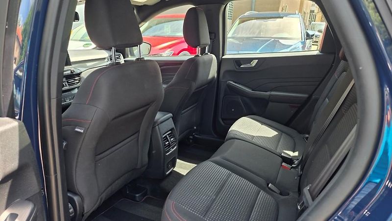 Ford Kuga (2022) 2.5i PHEV 165 kW ST-line AT TZ - fotka 10 z 33