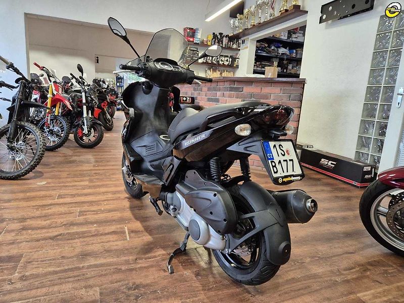 Gilera Runner VXR 200 (2008) - fotka 4 z 20