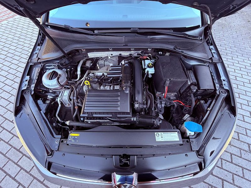 Volkswagen Golf 1.4 TSi Highline, Serviska, 1. - fotka 26 z 27