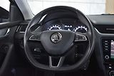 Škoda Octavia 1.6 TDI 85kW *MirrorLink*ACC* - náhled 17