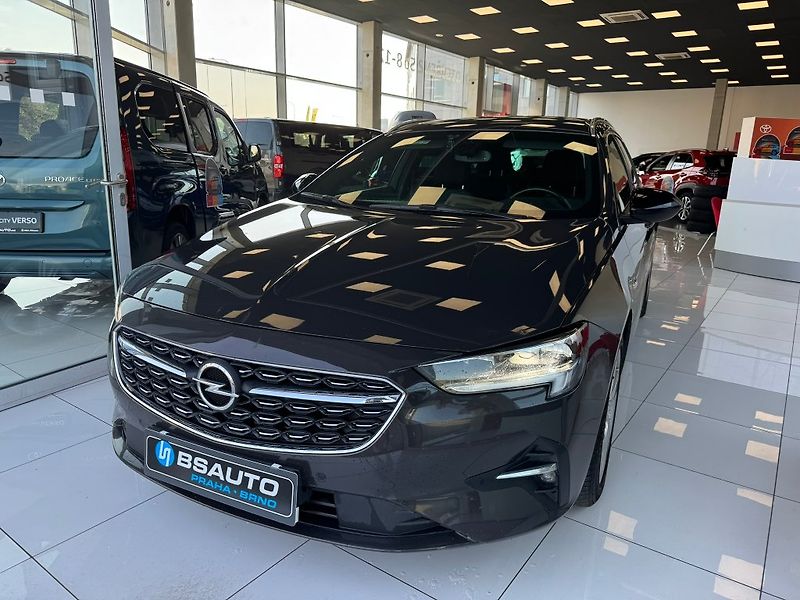 Opel Insignia 2.0CDTi 128kW GSLine AT8 - fotka 1 z 17