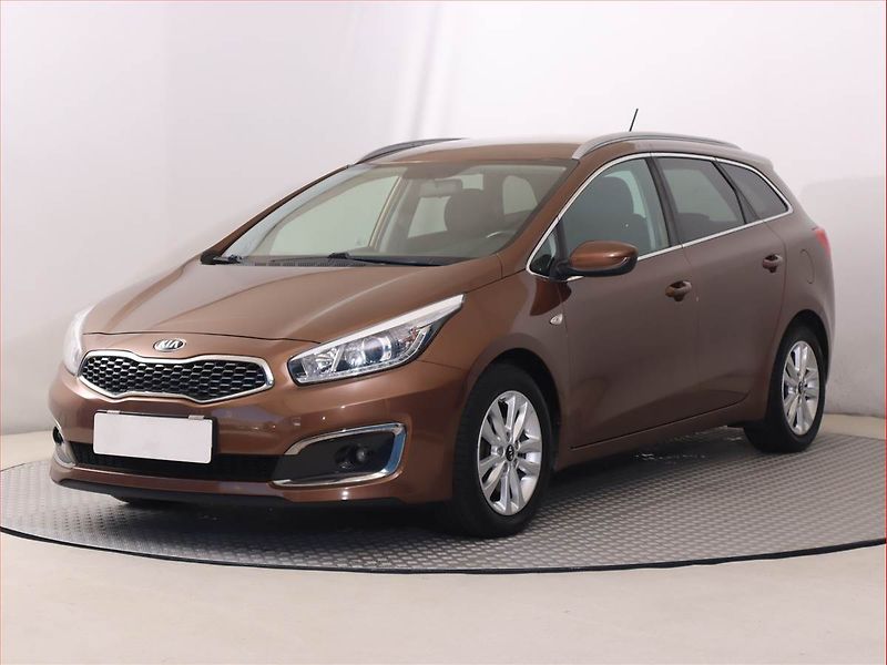 Kia Ceed (2017) 1.4 MPI, Tempomat - fotka 2 z 18