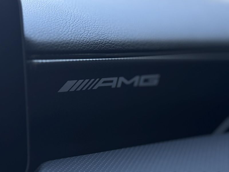 Mercedes-Benz Třídy A (2021) AMG 45 4MATIC+, MULTIBEAM  - fotka 49 z 56