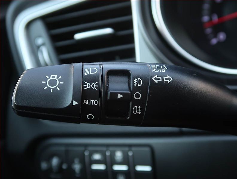 Kia Ceed (2020) 1.4 T-GDI, ČR,1.maj - fotka 17 z 22