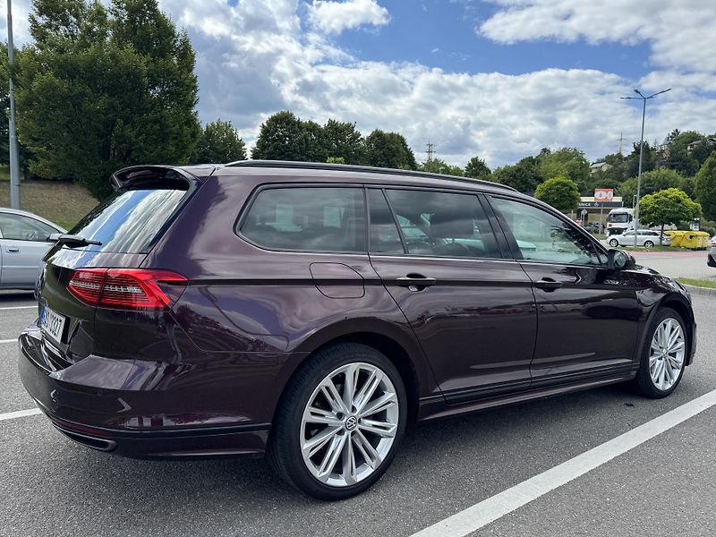 Volkswagen Passat 2.0TDi R-Line 110kWDSG - fotka 9 z 27