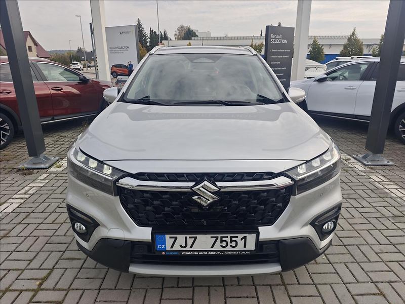 Suzuki S-Cross 1,4 BoosterJet Hybrid  4x4 Ele - fotka 9 z 21