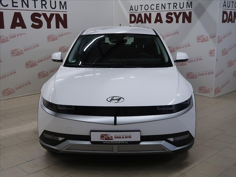 Hyundai Ioniq 5 Dynamiq Zánovní SOH 97,6% - fotka 2 z 35