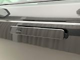 Land Rover Range Rover Velar (2026) D200 BELGRAVIA EDITION AWD Aut - náhled 9