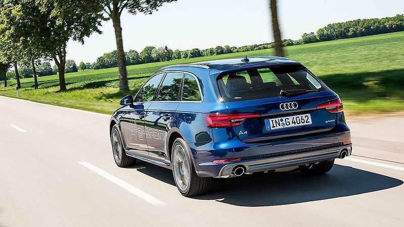 Audi A5 Sportback g-tron a A4 Avant g-tron.