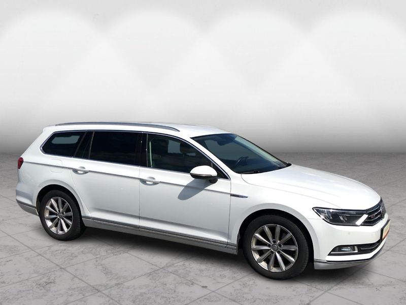 Volkswagen Passat Variant 2.0 TDi 4-Motion HIGHL - fotka 6 z 29