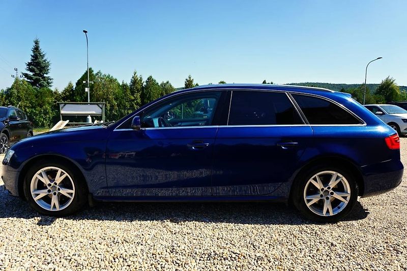 Audi A4 (2013) S-LINE 2,0 TDI 130 kW - fotka 9 z 63
