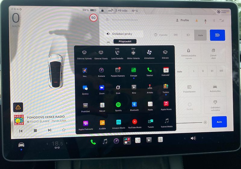 Tesla Model Y (2023) LR Long Range 2023 - fotka 17 z 23