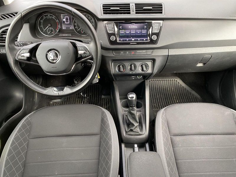 Škoda Fabia (2022) Combi 1.0 TSI Ambition Top - fotka 5 z 31