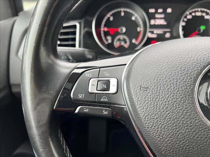 Volkswagen Golf Sportsvan 1,6 TDI DSG HIGHLINE PANORAMA - fotka 10 z 18