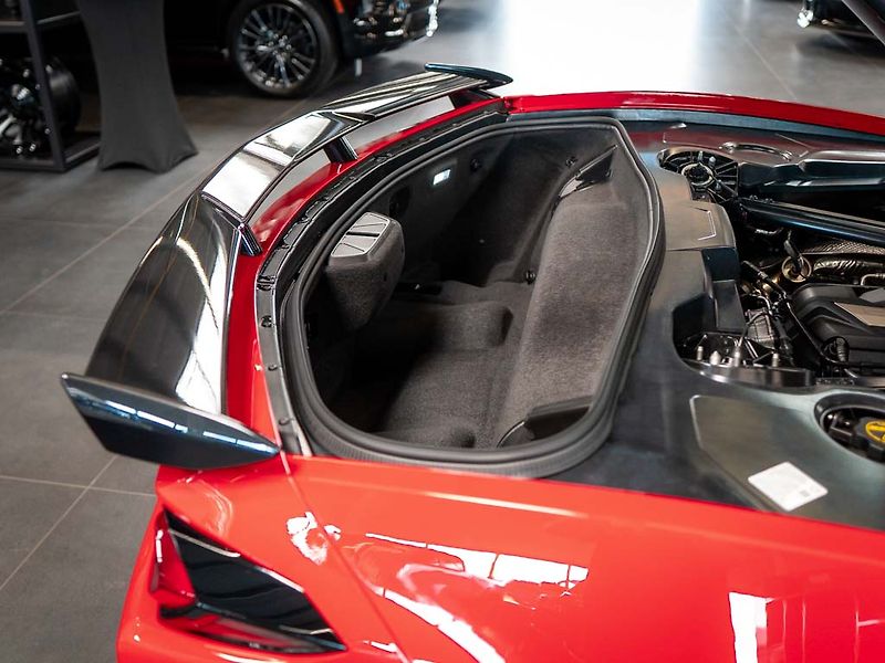 Chevrolet Corvette (2026) 6.2 Stingray 3LT Z51 Facelift - fotka 8 z 45